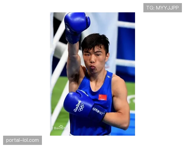 “王小保全运会拳击80公斤级夺金，川将黑马之路画圆满句号”