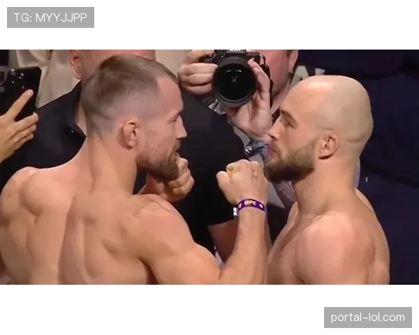 克莱因多数判定胜雷贝斯基，获UFC 321最佳比赛花红