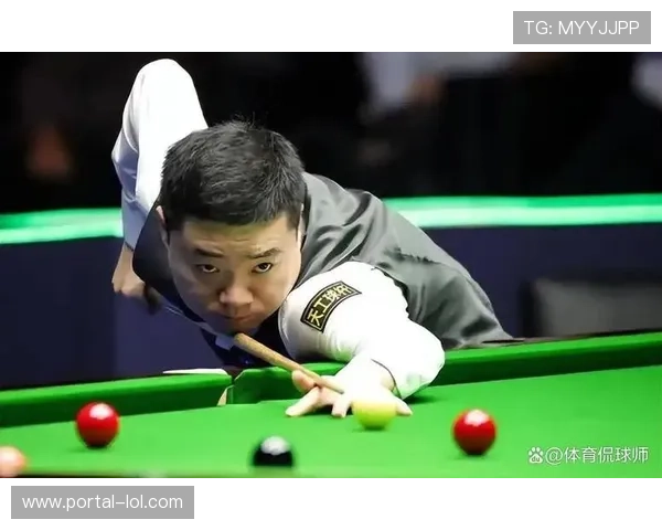 希金斯批评沙特赛球桌抬高 丁俊晖同受身高因素影响